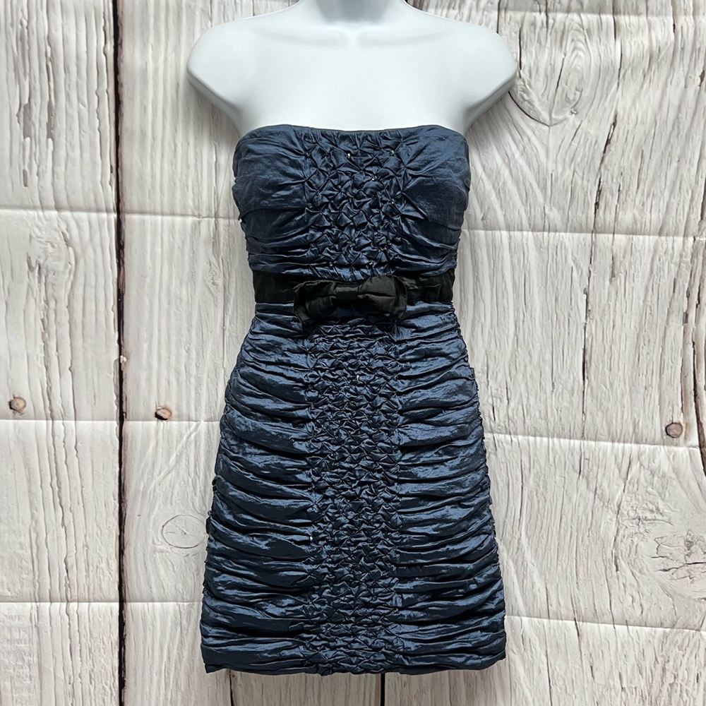 BCBGMaxAzria China Blue Ruched Strapless Dress - size 2